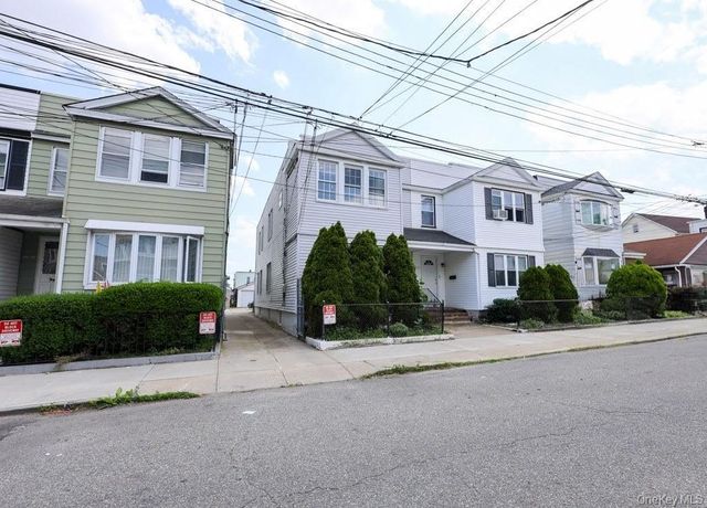 10416 Rosita Road, Ozone Park, NY 11417
