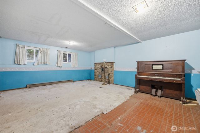 8383 Custer School Road, Custer, WA 98240