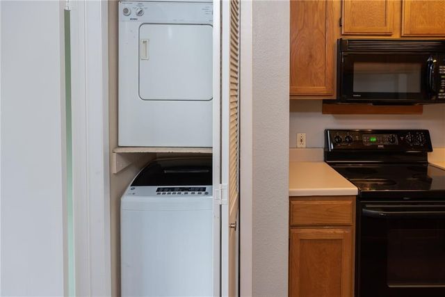 3115 Helms ST 116, Austin, TX 78705