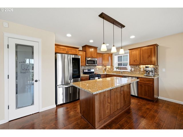 150 MOUNTAIN VISTA Ave, Salem, OR 97306