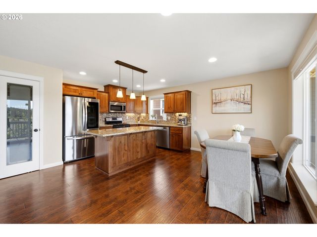 150 MOUNTAIN VISTA Ave, Salem, OR 97306