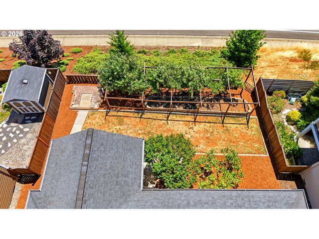 150 MOUNTAIN VISTA Ave, Salem, OR 97306