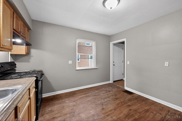 1398 Adams Road, Cincinnati, OH 45231