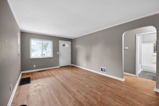1398 Adams Road, Cincinnati, OH 45231