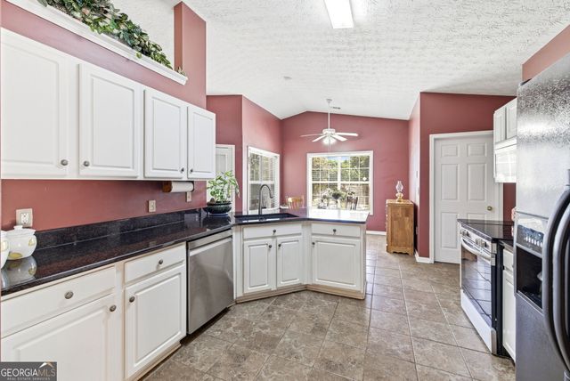 21 Field Stone Circle, Jefferson, GA 30549