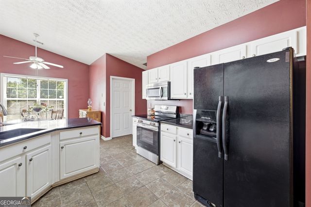 21 Field Stone Circle, Jefferson, GA 30549