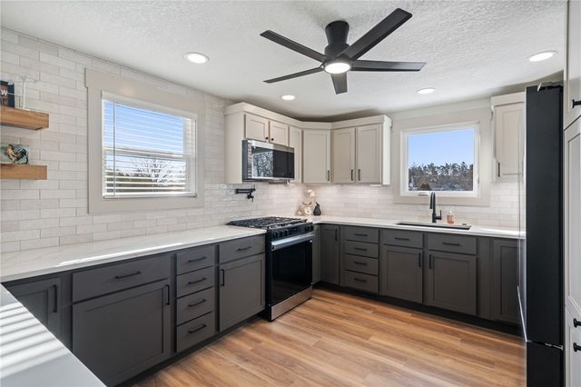 293 Hillcrest Circle, Robinson Twp, PA 15237