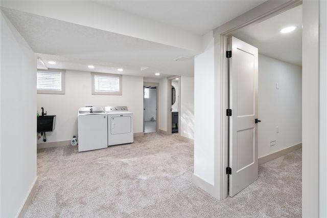 293 Hillcrest Circle, Robinson Twp, PA 15237