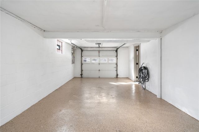 293 Hillcrest Circle, Robinson Twp, PA 15237