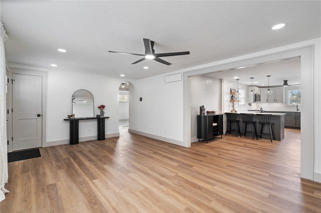 293 Hillcrest Circle, Robinson Twp, PA 15237