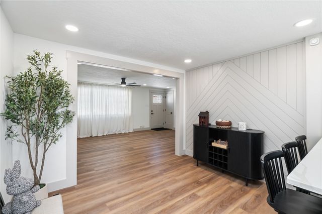 293 Hillcrest Circle, Robinson Twp, PA 15237