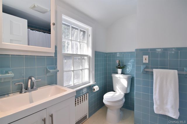 21 Edgewood Lane, Bronxville, NY 10708