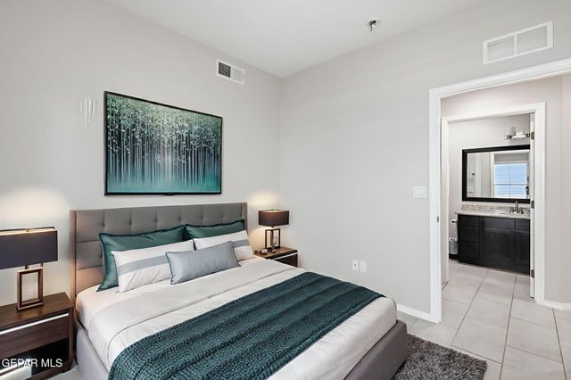 220 ANGLESY Place, El Paso, TX 79928