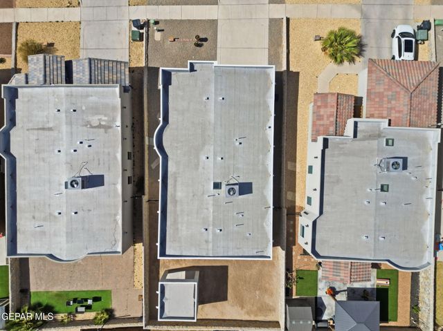 220 ANGLESY Place, El Paso, TX 79928