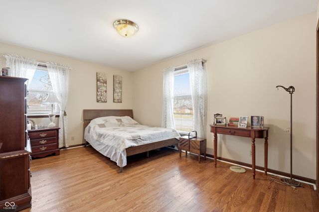 8041 Scarborough Blvd S Drive, Indianapolis, IN 46256