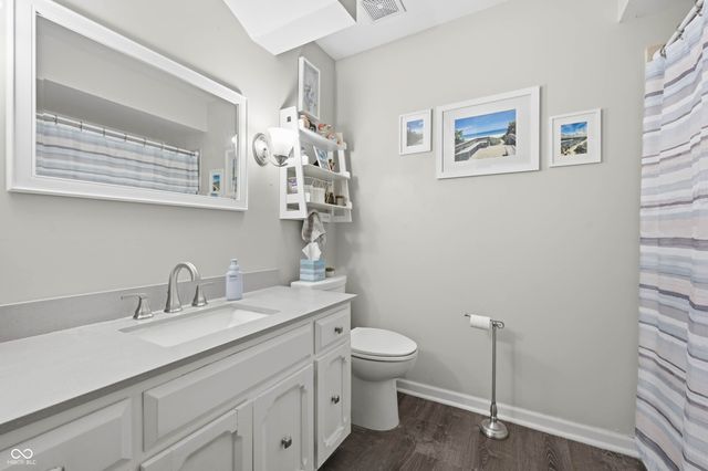 8041 Scarborough Blvd S Drive, Indianapolis, IN 46256