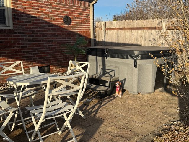 8041 Scarborough Blvd S Drive, Indianapolis, IN 46256