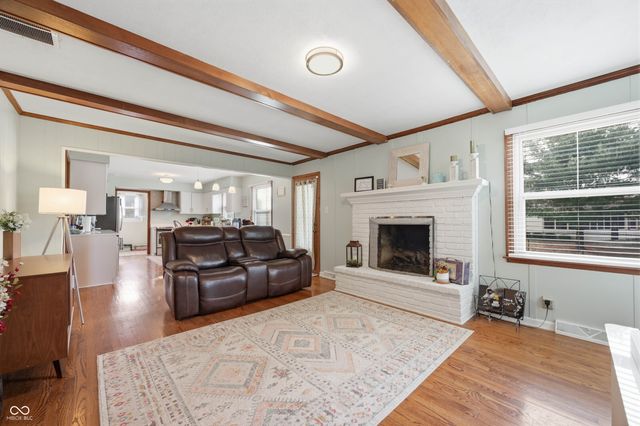 8041 Scarborough Blvd S Drive, Indianapolis, IN 46256