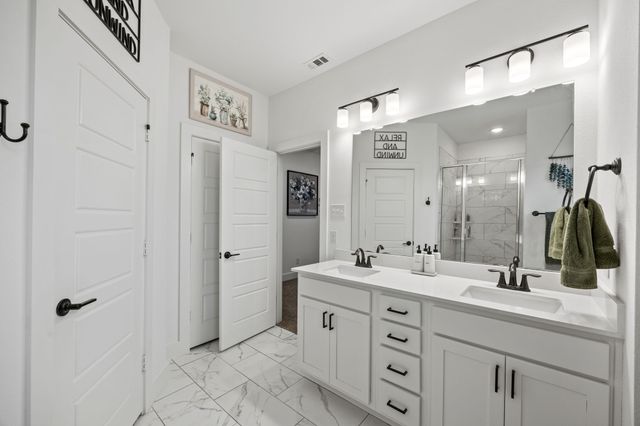 10856 Eva Mae Boulevard, Grand Prairie, TX 76065