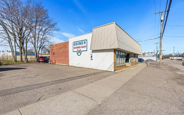 5972 Chicago Road, Warren, MI 48092