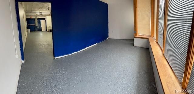 5972 Chicago Road, Warren, MI 48092