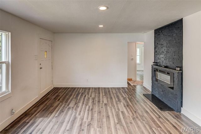 3210 Clifton Avenue, Alton, IL 62002