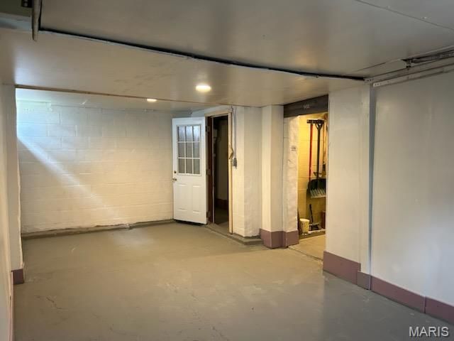 3210 Clifton Avenue, Alton, IL 62002