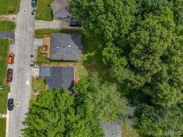 3210 Clifton Avenue, Alton, IL 62002