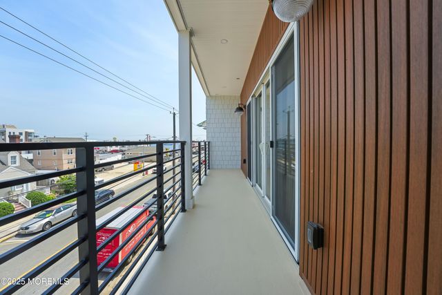 33 Hamilton Avenue Unit 7, Seaside Heights, NJ 08751