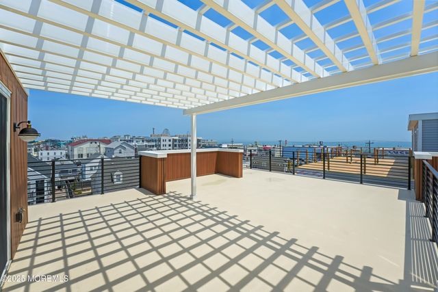 33 Hamilton Avenue Unit 7, Seaside Heights, NJ 08751