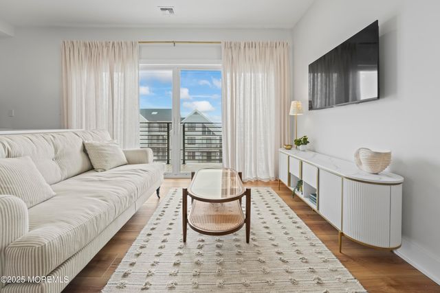 33 Hamilton Avenue Unit 7, Seaside Heights, NJ 08751