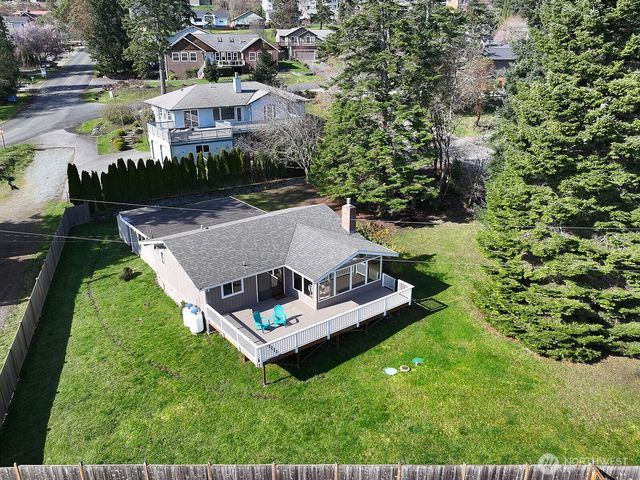 1412 Commodore Place, Freeland, WA 98249