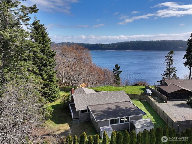 1412 Commodore Place, Freeland, WA 98249