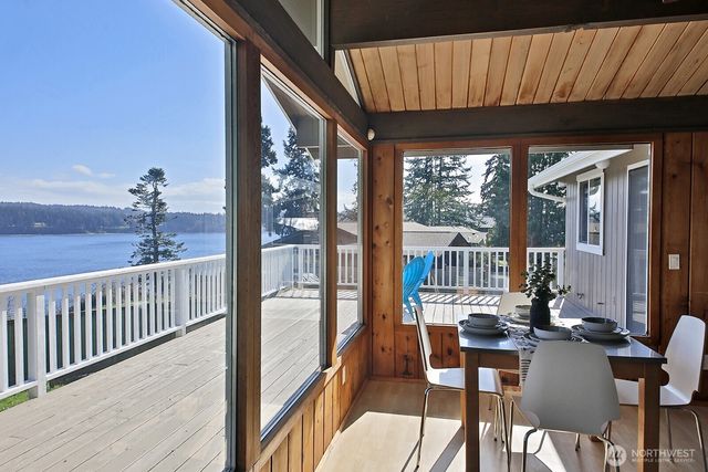 1412 Commodore Place, Freeland, WA 98249