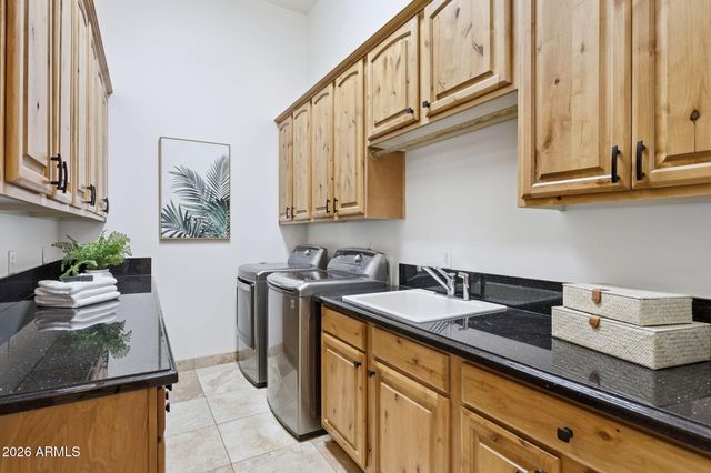 1314 E COYOTE WASH Drive, Phoenix, AZ 85085