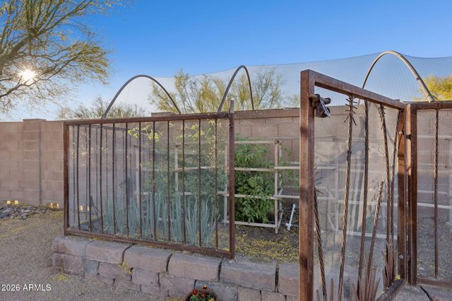 1314 E COYOTE WASH Drive, Phoenix, AZ 85085