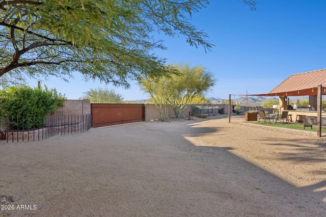 1314 E COYOTE WASH Drive, Phoenix, AZ 85085