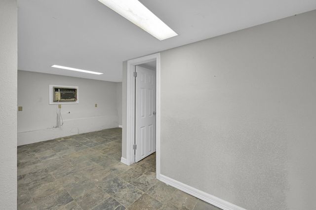 162 Villa Way, Coldspring, TX 77331