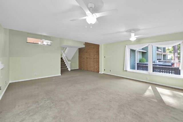 162 Villa Way, Coldspring, TX 77331