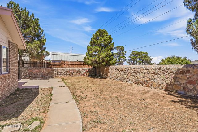 10892 REEF SANDS Drive, El Paso, TX 79924