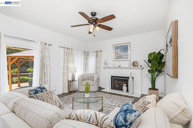3837 Hillside Ave, Livermore, CA 94551