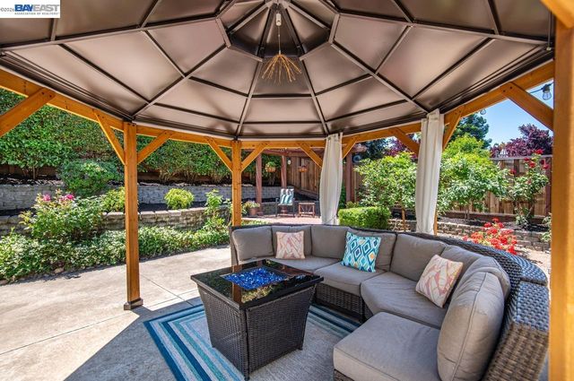 3837 Hillside Ave, Livermore, CA 94551