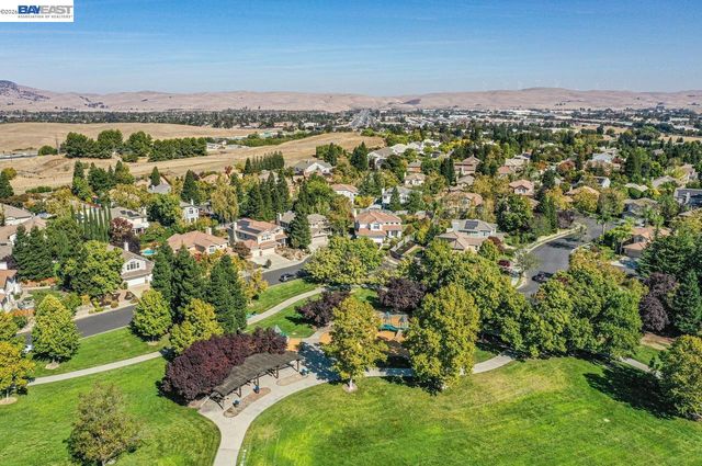3837 Hillside Ave, Livermore, CA 94551
