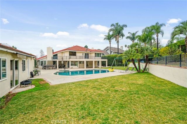 2368 N Vallejo, Upland, CA 91784