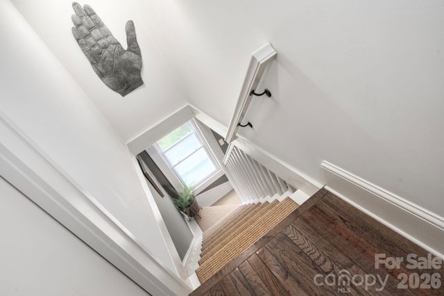 21 Craig Circle, Asheville, NC 28805