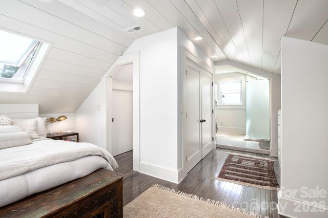 21 Craig Circle, Asheville, NC 28805