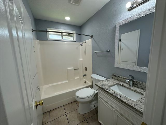 2201 Timberline, Portland, TX 78374
