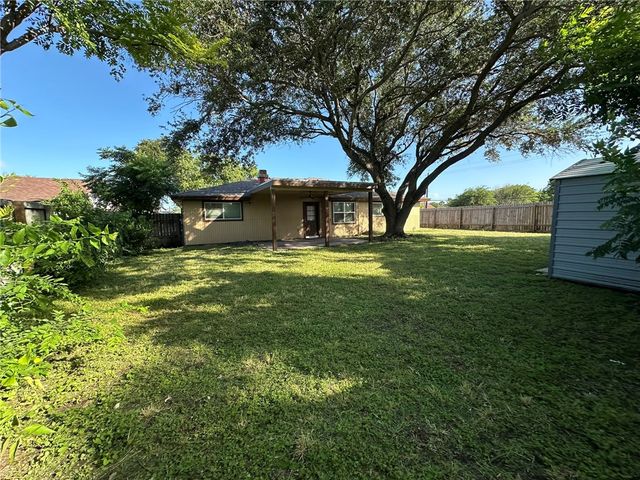2201 Timberline, Portland, TX 78374