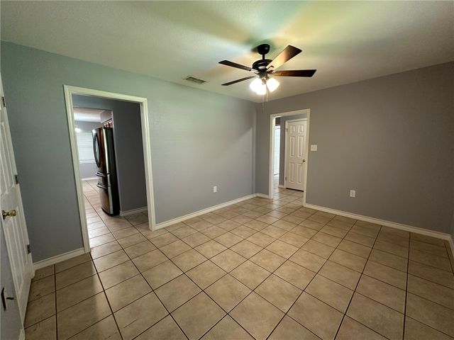 2201 Timberline, Portland, TX 78374