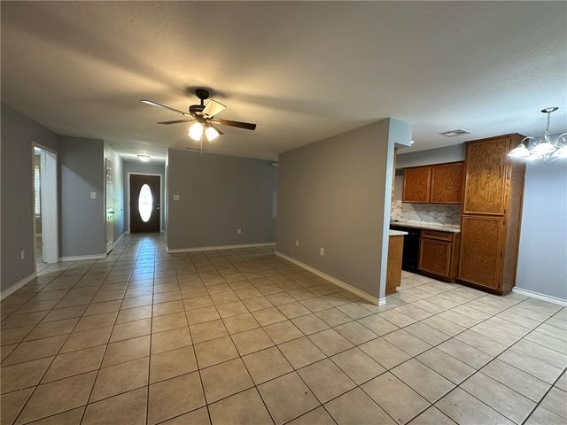 2201 Timberline, Portland, TX 78374